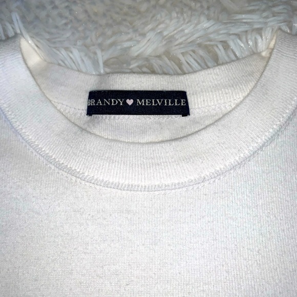 brandy melville butterfly top - Picture 2 of 3